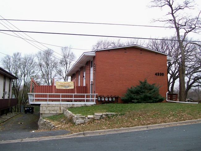 4330 3rd St NE in Columbia Heights, MN - Building Photo - Building Photo