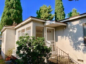 2413-2415 W Carson St in Torrance, CA - Building Photo