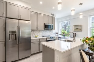 The Elliott Apartments in Suffolk, VA - Building Photo