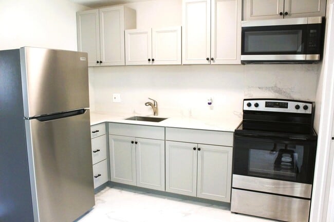 2719 Peer Ln in Delray Beach, FL - Building Photo - Building Photo