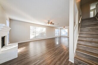 2843 Red Oak Dr in Grand Prairie, TX - Building Photo - Building Photo