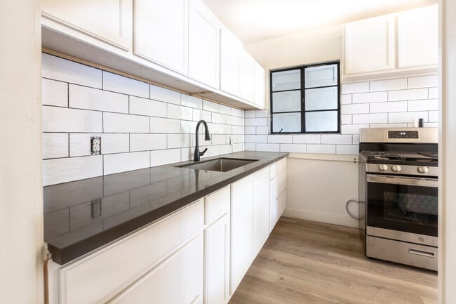 1324 E Hall St in Tempe, AZ - Building Photo - Building Photo