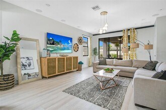 13227 Spring Grove Way in Oakland, FL - Building Photo - Building Photo