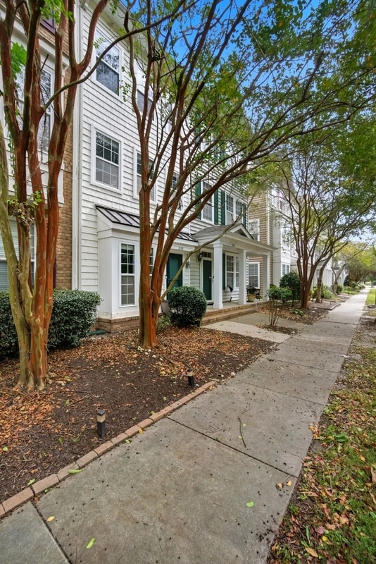 230 Paradise Dr in Portsmouth, VA - Building Photo - Building Photo