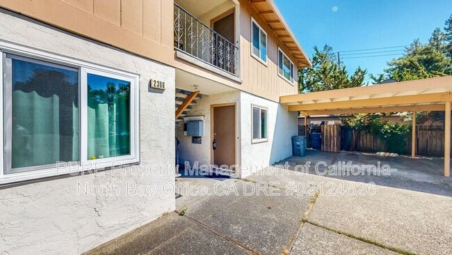 2306 Heidi Pl in Santa Rosa, CA - Foto de edificio - Building Photo