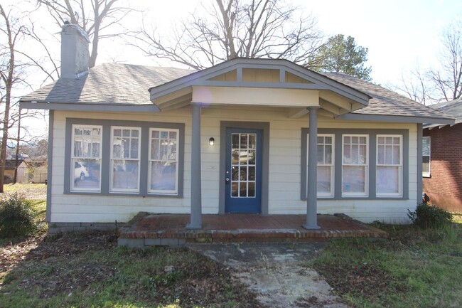 property at 1427 4th Ct W