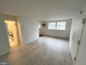 6010 Bingham St in Philadelphia, PA - Building Photo - Building Photo