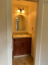 647 N Morton St, Unit A in Newberg, OR - Building Photo - Building Photo