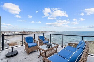 46 Oceanside Dr in Hull, MA - Building Photo - Building Photo