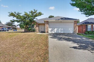 844 Canyon Cove Dr in Burleson, TX - Building Photo