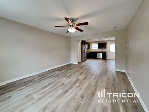 104 Glazed Springs Ct in Easley, SC - Building Photo - Building Photo