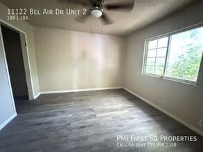 11122 Belair Dr in San Antonio, TX - Building Photo - Building Photo