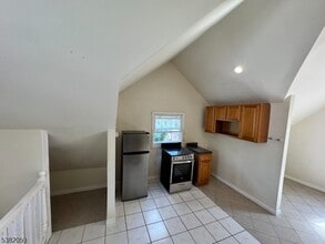 163 Linden Ave in Irvington, NJ - Building Photo - Building Photo
