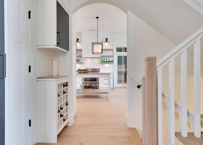 740 Belt Loop SE in Atlanta, GA - Building Photo - Building Photo
