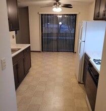 4101 Parklawn Ave, Unit 120 in Minneapolis, MN - Foto de edificio - Building Photo