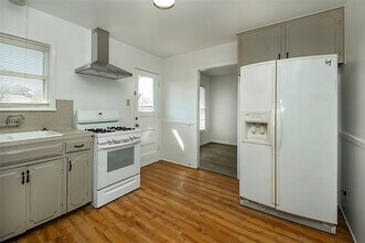 1925 Hilltop Dr in Garland, TX - Building Photo - Building Photo