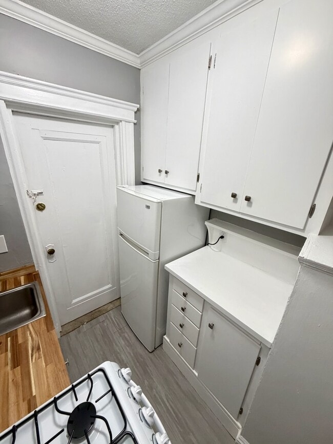 116 Riverway, Unit 2 in Boston, MA - Building Photo - Building Photo