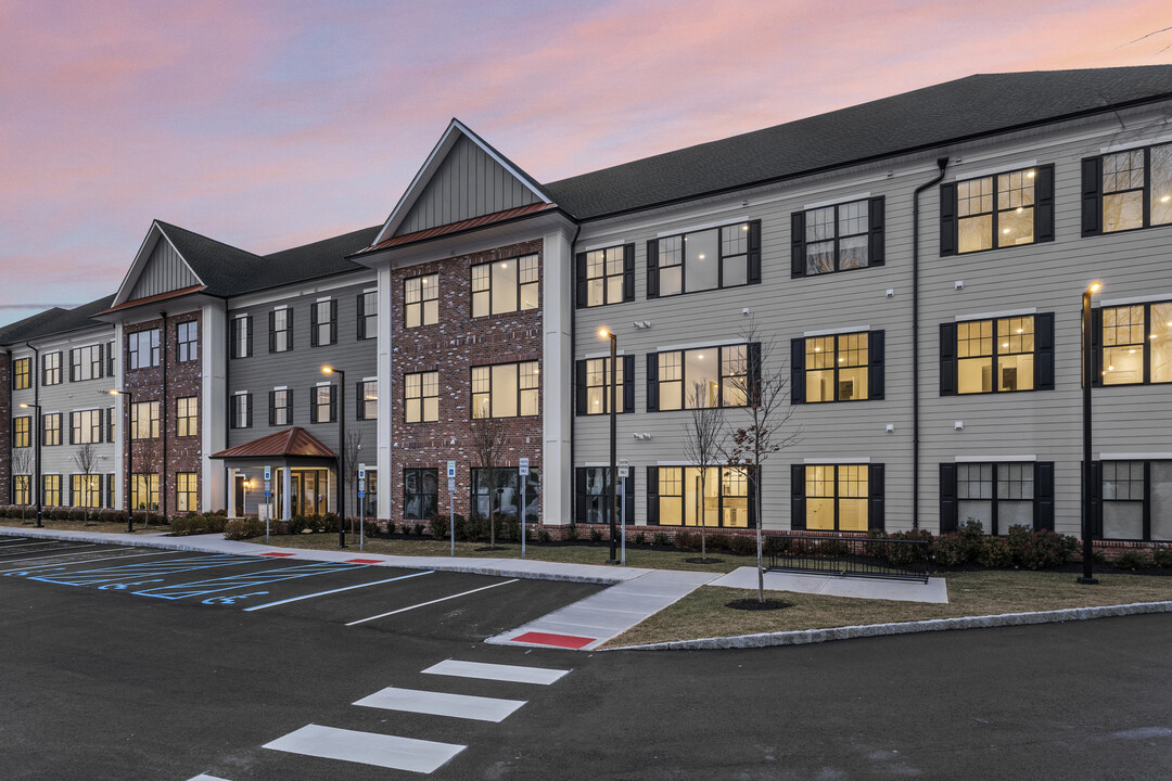 Allure at Vosseller in Bound Brook, NJ - Building Photo