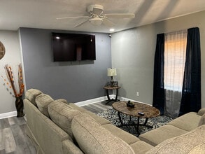 706 E Tinsley St in Griffin, GA - Building Photo - Building Photo