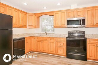 38 Woodlake Dr in Port Orange, FL - Building Photo - Building Photo
