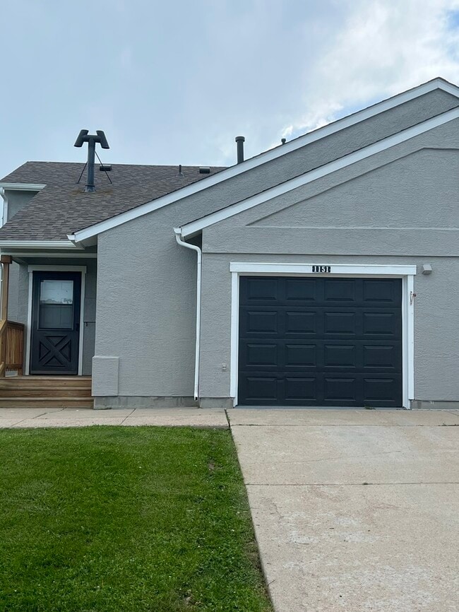 property at 1151 Dakota Dr