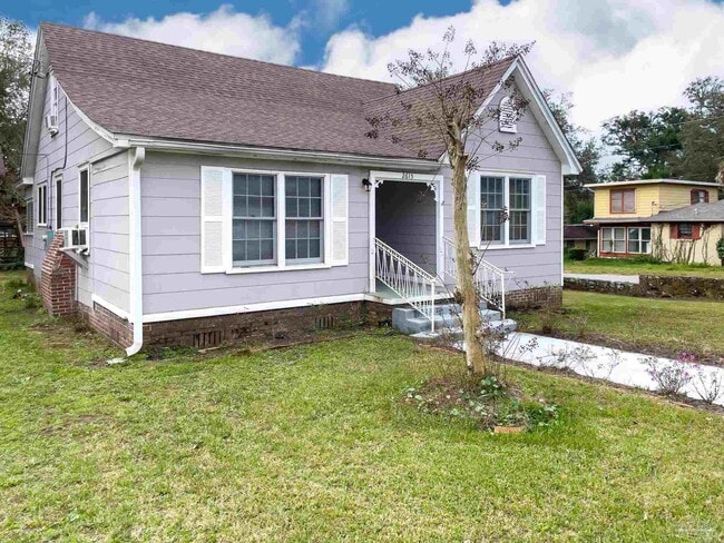 2615 W Jackson St in Pensacola, FL - Building Photo - Building Photo