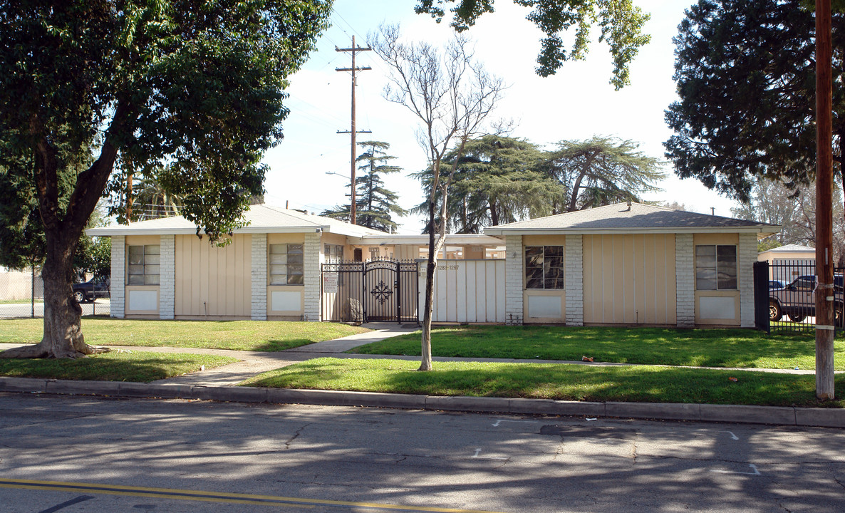 1283-1297 N Sierra Way in San Bernardino, CA - Foto de edificio