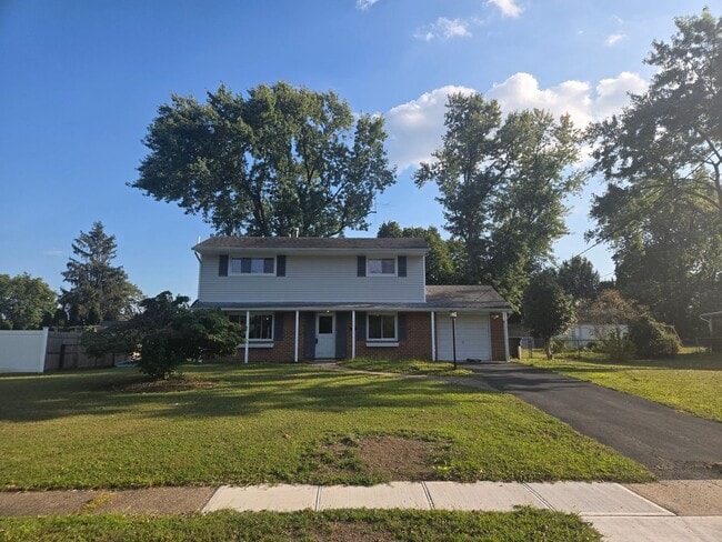 property at 10 Calvin Rd