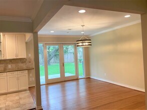 4750 Hummingbird St in Houston, TX - Building Photo - Building Photo