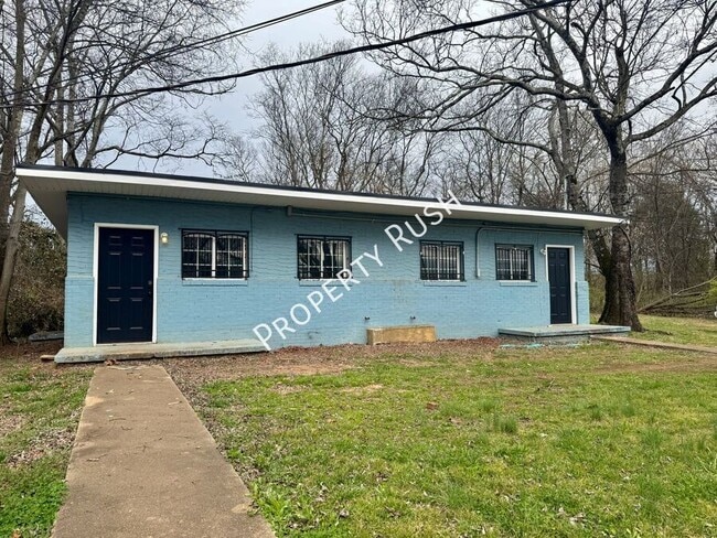 property at 3605 Dorris St
