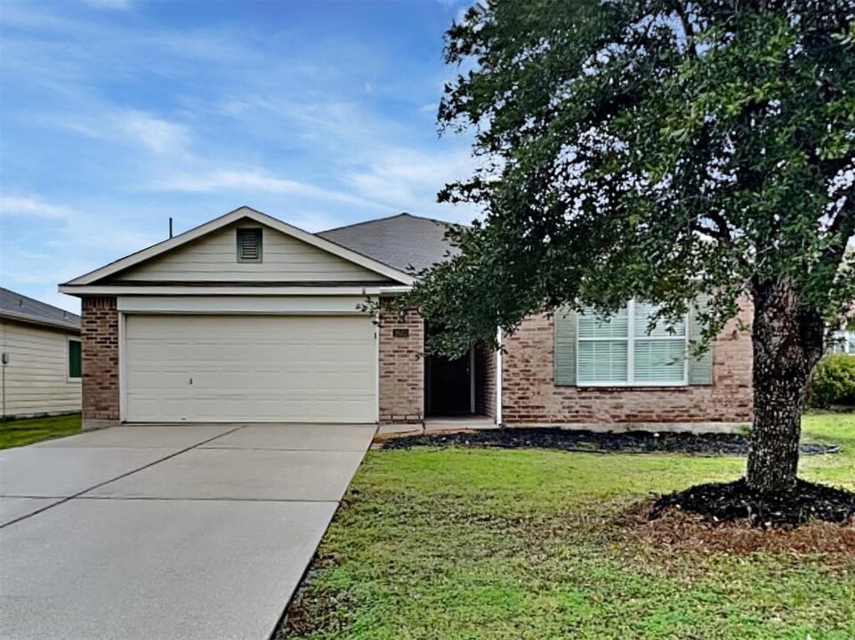 4623 Trinity River Ct in Spring, TX - Building Photo