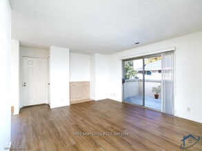 5493 Sean Cir, Unit 123 in San Jose, CA - Foto de edificio - Building Photo