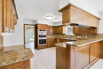 5914 Havenwoods Dr in Houston, TX - Building Photo - Building Photo