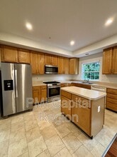 20800 Mountain Lake Terrace in Germantown, MD - Building Photo - Building Photo