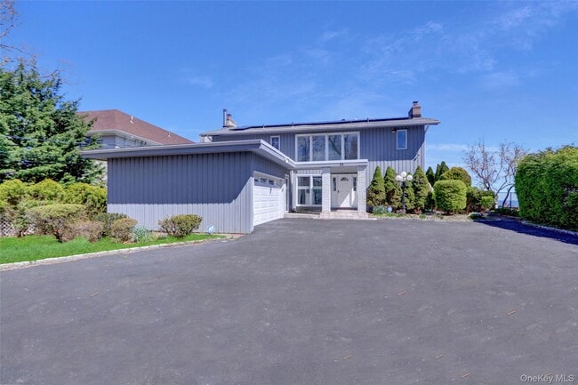 25 Wildwood Rd in Rocky Point, NY - Building Photo - Building Photo