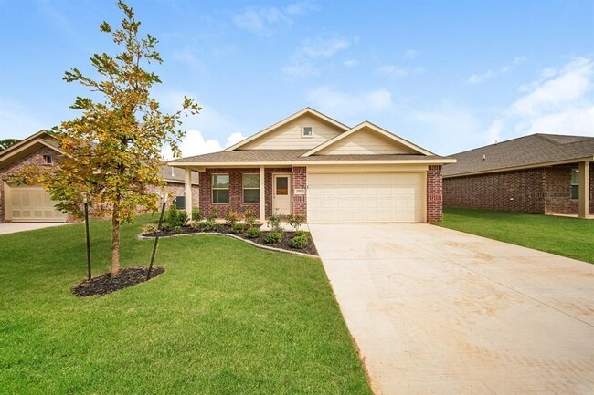 property at 3704 Palmetto Blf Dr