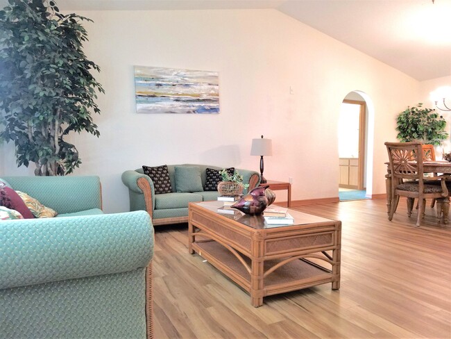 19615 SW 93rd Lane in Dunnellon, FL - Foto de edificio - Building Photo