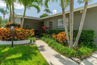4370 Flax Ct in Palm Beach Gardens, FL - Building Photo - Building Photo