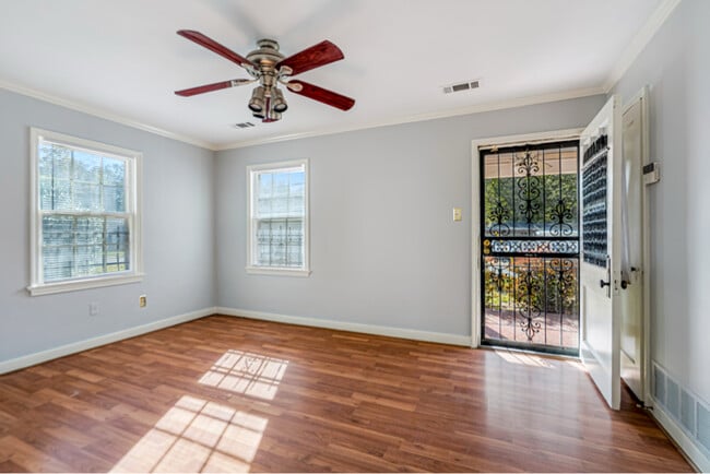 2756 Garden Ln in Memphis, TN - Foto de edificio - Building Photo