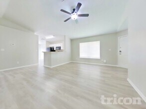 3115 Kelling St in Houston, TX - Foto de edificio - Building Photo