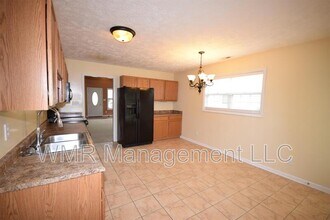 2995 Brookcrossing Dr in Fayetteville, NC - Building Photo - Building Photo