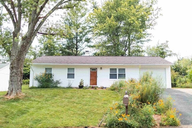 property at 1021 Meadow Ln