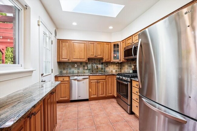 121 Fleetwood Terrace in Silver Spring, MD - Building Photo - Building Photo