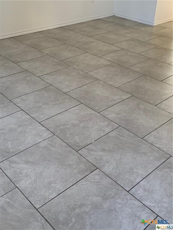 property at 2807 Vernice Loop