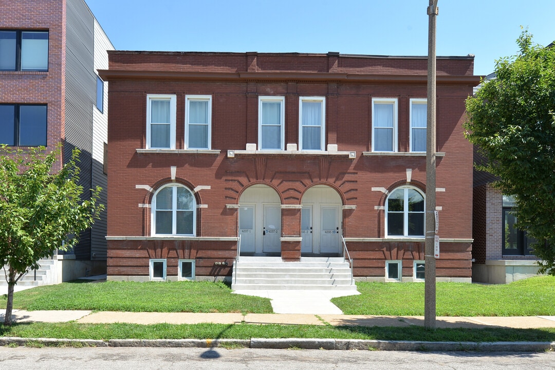 4235 Gibson Ave in St. Louis, MO - Building Photo