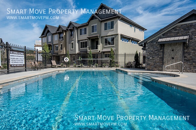 3308 E Front Runner Ln in Boise, ID - Building Photo - Building Photo
