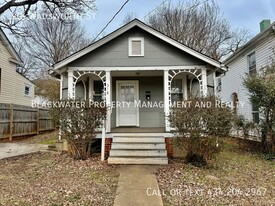 318 Wadsworth St in Lynchburg, VA - Building Photo