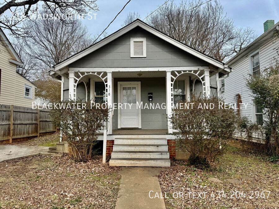 318 Wadsworth St in Lynchburg, VA - Building Photo