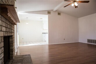 5912 Shreveport Dr in Austin, TX - Building Photo - Building Photo