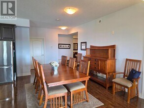 8111-8111 Forest Glen Dr in Niagara Falls, ON - Building Photo - Building Photo